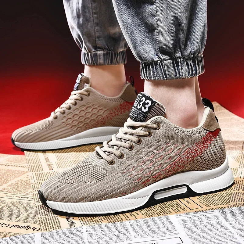 New Men's and Women's Sports Shoes Flying Mesh Surface Breathable EVA Sole Soft Lightweight Non-slip Tennis Shoes Comfortable