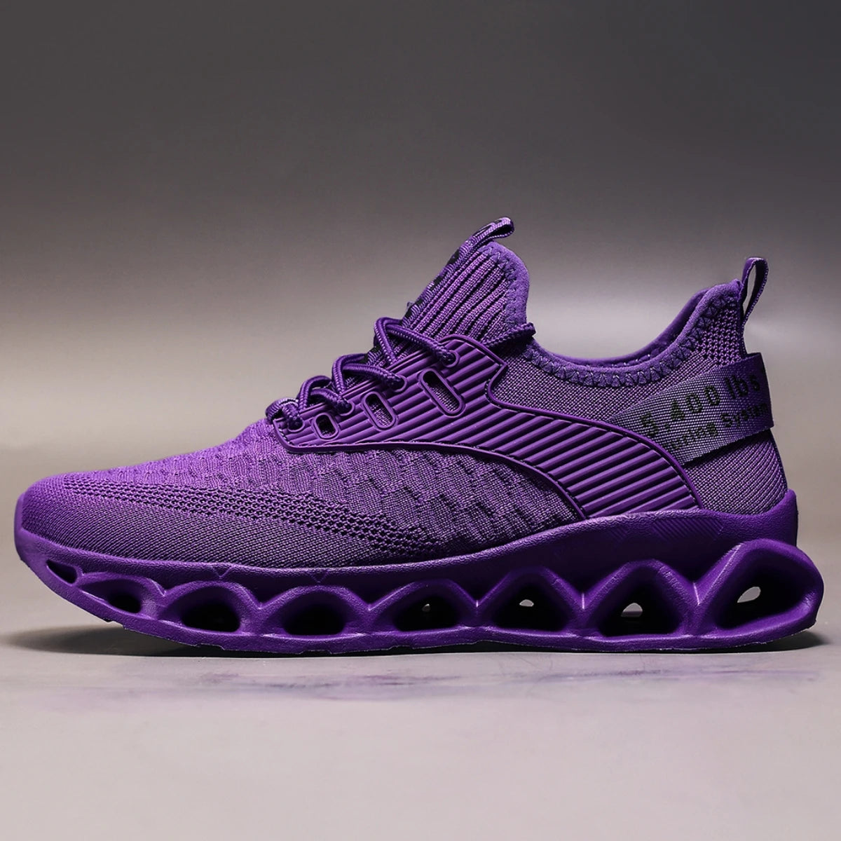 Flying woven men's shoes 2025 new summer breathable mesh sports and leisure running soft bottom Joker travel small white tide sh