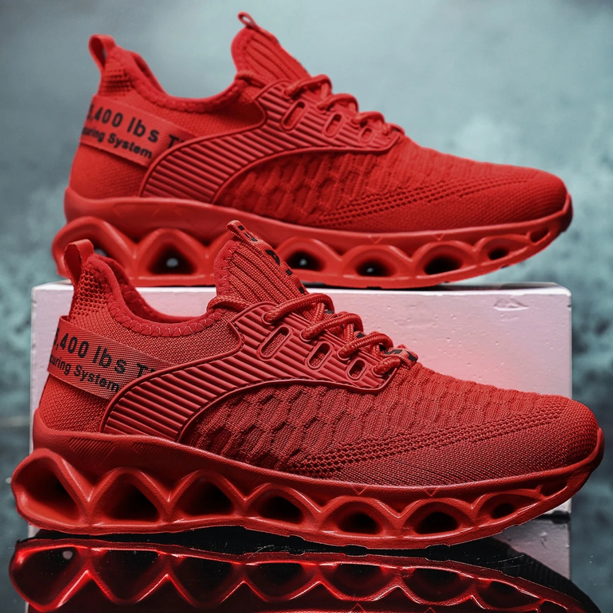 Flying woven men's shoes 2025 new summer breathable mesh sports and leisure running soft bottom Joker travel small white tide sh