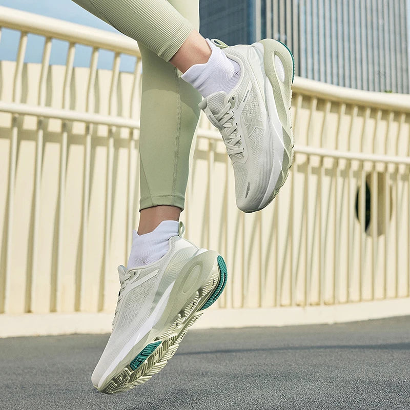 Xtep Lingbu 2.0 Running Shoes Female 2025 Spring ACE Support Feather Foam Sports Shoes  Stability Advanced Sneakers 875118110002