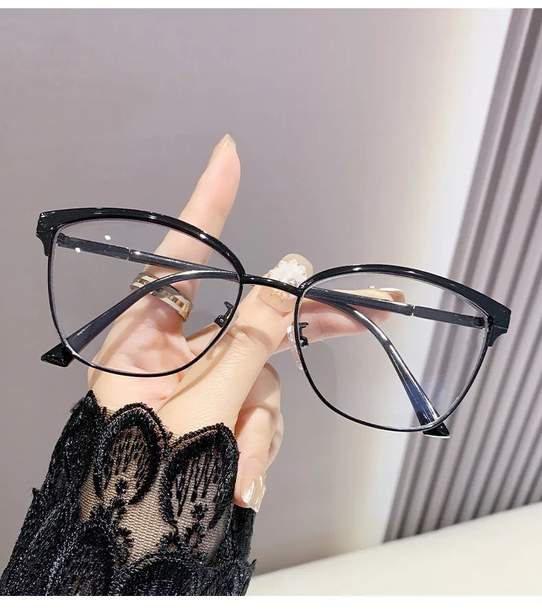 Photo-sensitive Color-changing Anti-blue Light Nearsighted Glasses For Women With Large Frames 015