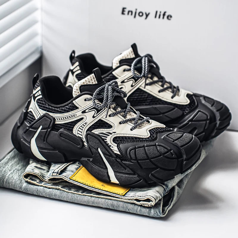 Mesh breathable flying knitted men's shoes versatile fashion street shooting Internet celebrity Korean version thick-sole shoes